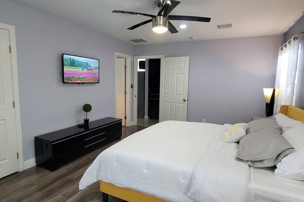 K - Fully Remodeled And Professionally Decorated Las Vegas Exterior foto